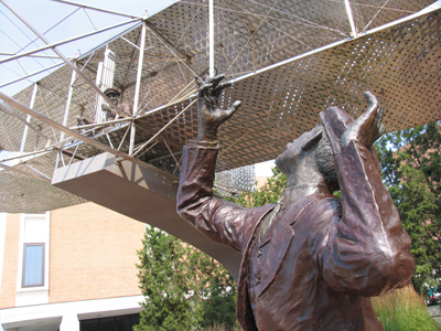 `Wilbur!  Don`t fly so close to that building!`