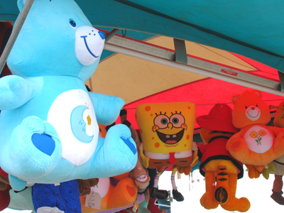 Another day spent hanging around the fair. [But today I was virtually blind after a trip to the eye doctor.]