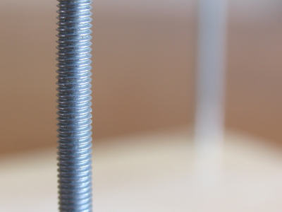 Flatten the petals and screw them down tight.