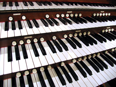 Historical accounts tell us that J. S. Bach was an organist of the highest rank.