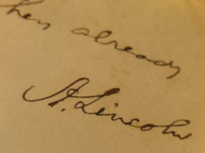 Of course it`s genuine.  Everything on the Internet is real.