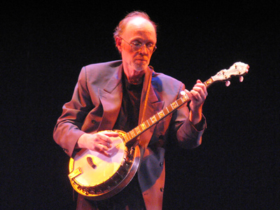 We kin hyeah de angels sing When de music o` dat banjo Sets my cabin all er-ring. PAUL LAURENCE DUNBAR