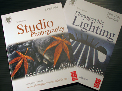 Because I want to learn about lighting (and I want to overwork myself) I`m starting another photography class.