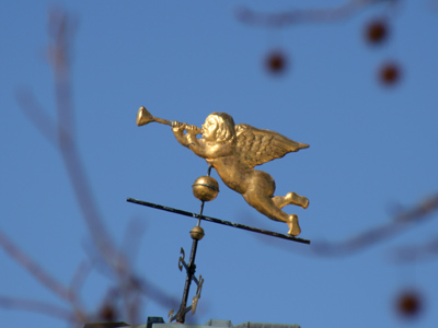 Hey, don`t put your lips on that thing!  It`s frozen!