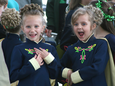 `Look -- that girl has STRAIGHT HAIR!`