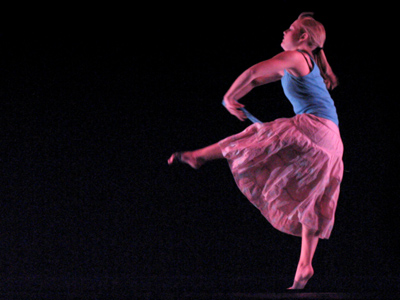 This is the airborne dancer in the previous picture, after a quick costume change.