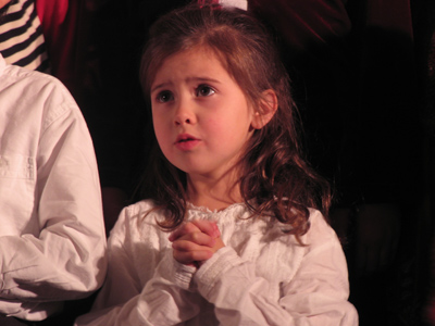 Angels we have heard on low, sweetly singing.