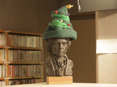 Ludwig looks better in it than I did (see November 15, 2007).