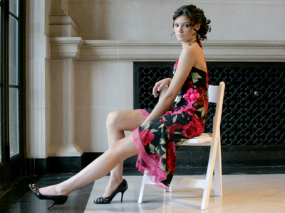 I told her to `look horizontal` in this one.