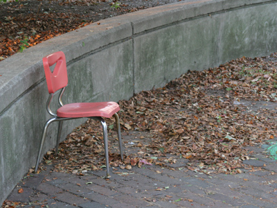 A psychologist might wish to comment on my tendency to take photos of isolated objects.