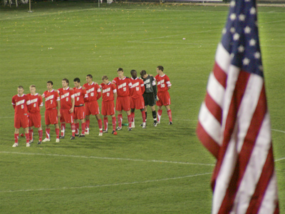 Ladies and gentlemen, would you please rise for the playing of our national anthem.