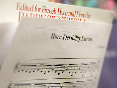 Is it a good thing to have a flexible horn?