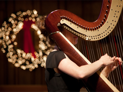 Ten pipers piping, nine drummers drumming, but how many strummers strumming?