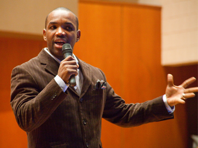 Lawrence Brownlee, an Ohio native, has risen from the stage of Cedar Point amusement park to some of the world`s greatest opera houses.