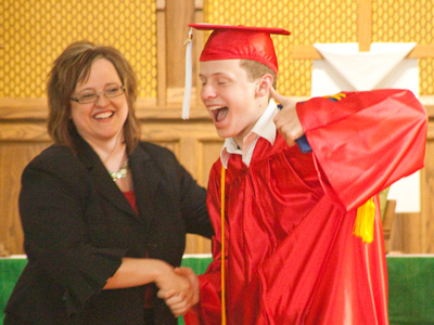He was last seen smiling on this stage on December 4, 2009.