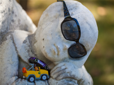 Contrary to popular notions, a sunny day is very bad when you want to take photographs outdoors.