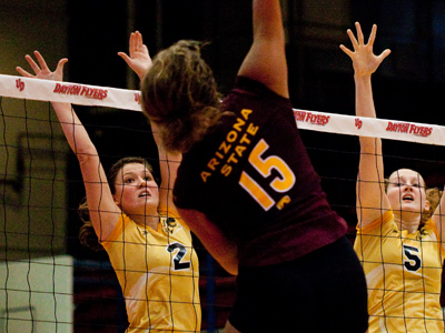 No. 2 was a huge success in high school volleyball in Florida.  Now a freshman in college, her team is 0-4.