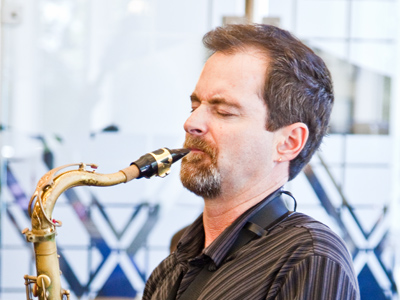 I didn`t go to my regular job, but spent the day being a music journalist and photographer.  I got to sleep later.