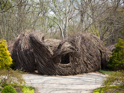 Patrick Dougherty`s stickwork sculpture is nearly done (see April 6 and 12 above).