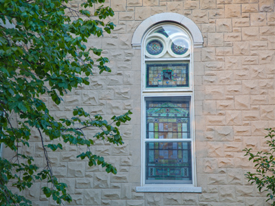 In the Oregon District, this is someone`s living room.