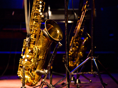 I respond to the words STEINWAY & SONS on a piano, but saxophonists look for SELMER etched on the horn.