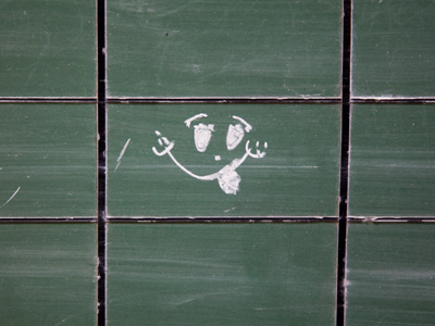 This picture clearly violates the Rule of Thirds.