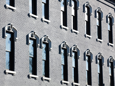 I took this same photo yesterday, but deleted it since I had many other fabulous shots to choose from.  Not so today.