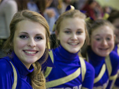 I could get only one face in focus, so I was forced to make a cruel choice (reminds me a bit of December 11, 2011).