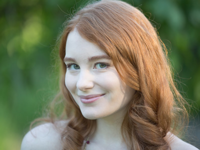 Redheads generally have many thousands fewer hairs than blondes or brunettes, but each strand is thicker.