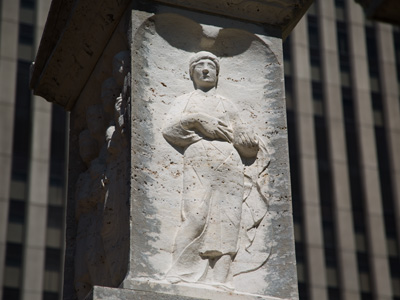 I know a little Greek.  How about you?