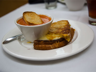 It may looks like tomato soup, but it`s to-MAH-to bisque.