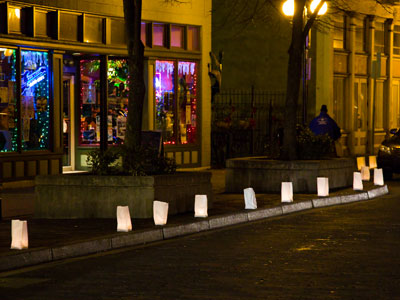 Urban luminaria:  an idea whose time has not come.