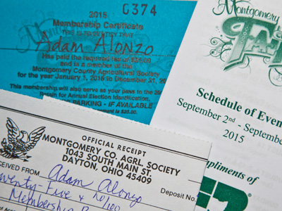 I am hereby certified to take pictures of chickens, goats and pigs at the Montgomery County Fair next week.