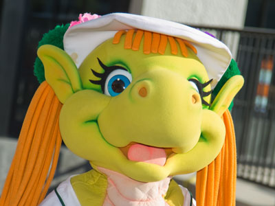 A toothless dragon.