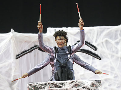 I don`t mind shows with freaky masks, vampires or witches, but giant spiders is going too far.