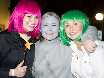 It makes things a lot easier for me when people just walk up and say, `Do you want to take our picture?`