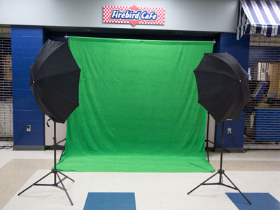 Before 7pm, when the camera store actually closed, I had ordered the green screen and stand online.