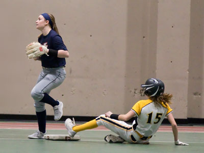 This softball tournament will go for more than twelve hours, and the yellow team will play four games.