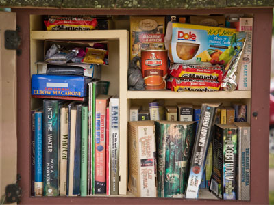 The book nook in the Oregon District now serves food.