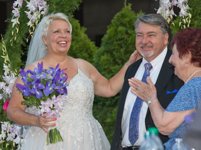 Of course, Cathy Ponitz would get married at the Levitt. That`s where she and her husband had their first date.