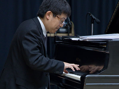 The Keigo Hirakawa Trio burned it up at the Dayton Art Institute.