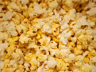 It`s a bad idea to eat popcorn and then talk on the radio.