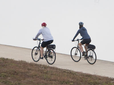 Downtown activities today included ice skating and bike riding in shorts.