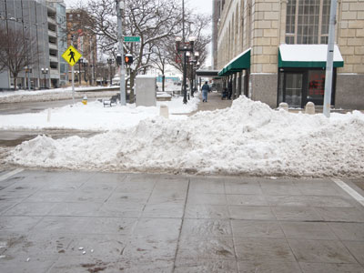 But the boulevard creates an obstacle for pedestrians.