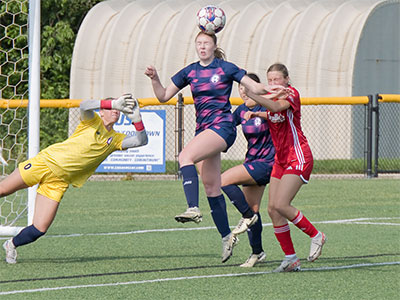WPSL is the world`s largest women`s soccer league, and yet I was the only photographer at this game.