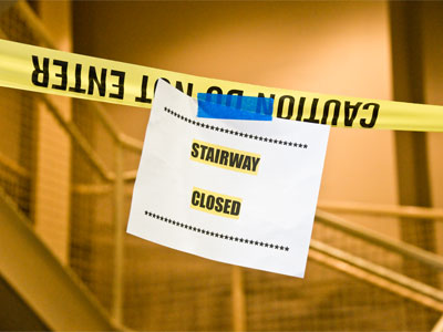 I don`t like taking the elevator.