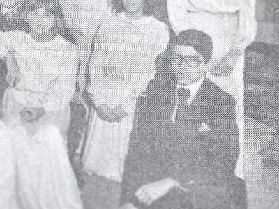 The boy bought a cheap suit and sang in a select choir. The boy bought a cheap suit and sang in a select choir.