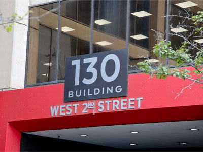 It`s a few blocks away from where I work now. It`s a few blocks away from where I work now.