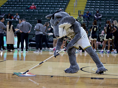 It was Rowdy Raider`s birthday, but he had to work.