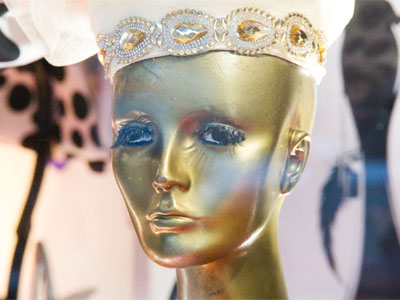 On the way to my new parking garage, I pass by unfamiliar shop windows.